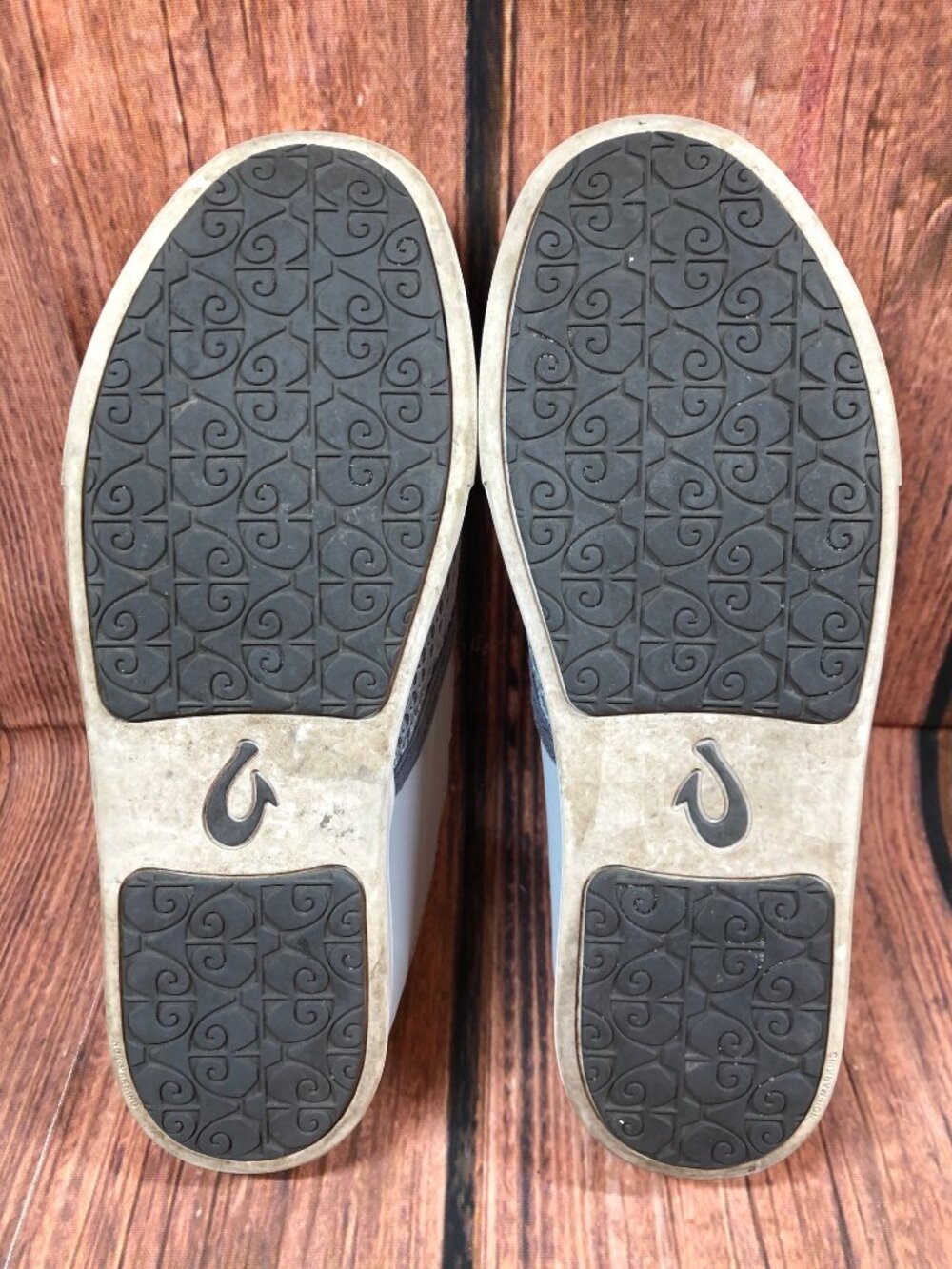 Olukai Womens 10 / 40 Pehuea Gray Mesh Slip On Sneakers - Picture 7 of 10